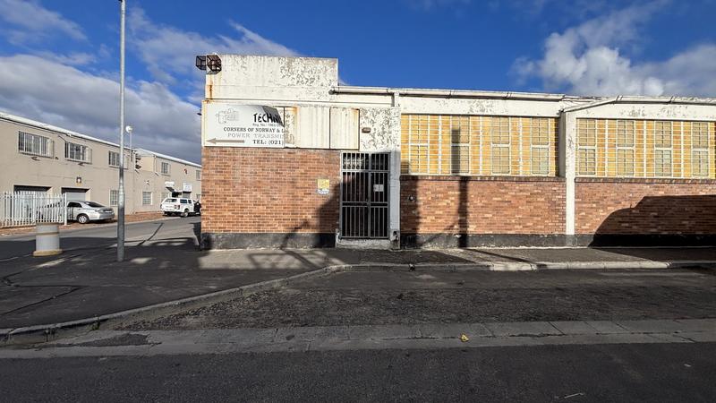 To Let commercial Property for Rent in Maitland Western Cape